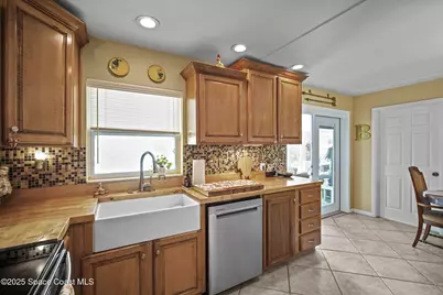 663 Bermuda Road, Cocoa Beach, FL 32931 - Photo 8