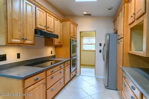 320 Pine Tree Dr, Indialantic, FL 32903 - Photo 6