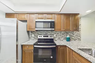 3021 Sir Hamilton Cir, Titusville, FL 32780 - Photo 8