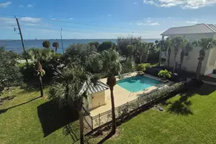 870 Vignoles Ave NE, Palm Bay, FL 32905 - Photo 2