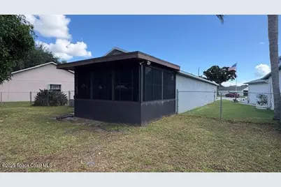 4006 Dewberry Circle, Melbourne, FL 32901 - Photo 4