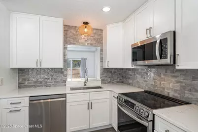 768 Bianca Drive NE, Palm Bay, FL 32905 - Photo 4