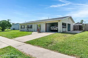 920 NE Burn Dr NE, Palm Bay, FL 32905 - Photo 4