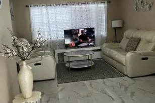 181 E Haven Dr, Melbourne, FL 32904 - Photo 4