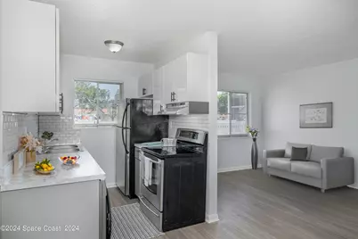 115 W Seminole Avenue #209, Melbourne, FL 32901 - Photo 4