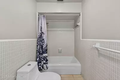 1040 Carrigan Boulevard, Merritt Island, FL 32952 - Photo 54