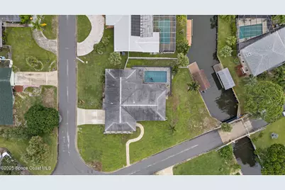 1040 Carrigan Boulevard, Merritt Island, FL 32952 - Photo 6