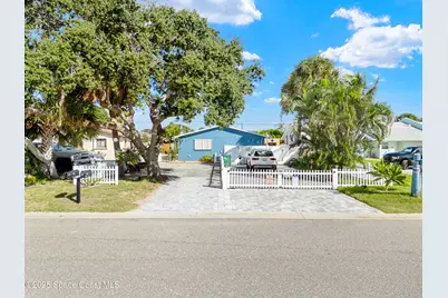 208 Cleveland Avenue, Cocoa Beach, FL 32931 - Photo 2