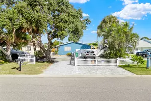 208 Cleveland Ave, Cocoa Beach, FL 32931 - Photo 2