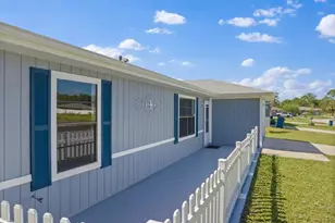 274 Trilby Rd SW, Palm Bay, FL 32908 - Photo 2