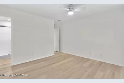 38 Vista Gardens Trail #207, Vero Beach, FL 32962 - Photo 12