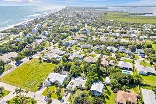 230 Riggs Ave, Melbourne Beach, FL 32951 - Photo 34