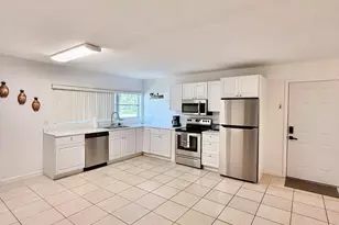 400 Espanola Way, Melbourne, FL 32901 - Photo 2