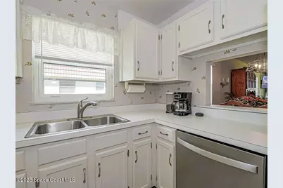 1 Vista Palm Lane #207, Vero Beach, FL 32962 - Photo 8