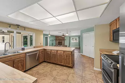 550 Temple Street, Satellite Beach, FL 32937 - Photo 20