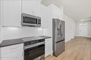 826 Hartsdale Ave SW, Palm Bay, FL 32908 - Photo 32