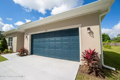 834 Hartsdale Avenue SW, Palm Bay, FL 32908 - Photo 10