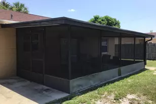 2859 Kingston Ln, Melbourne, FL 32935 - Photo 20