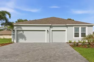 1004 Connolly Ln NE, Palm Bay, FL 32905 - Photo 2