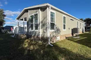 723 Hyacinth Cir, Barefoot Bay, FL 32976 - Photo 6