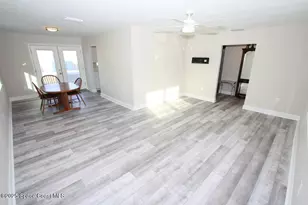 572 Orange Ave, Sebastian, FL 32958 - Photo 4