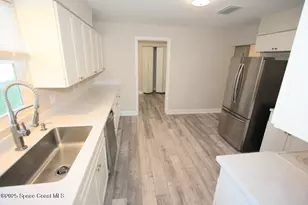 572 Orange Ave, Sebastian, FL 32958 - Photo 8