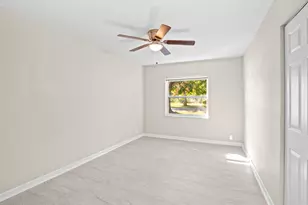 7740 Pine Lake Dr, Melbourne, FL 32904 - Photo 14