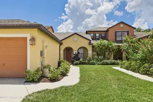 1010 Luminary Cir, Melbourne, FL 32901 - Photo 2