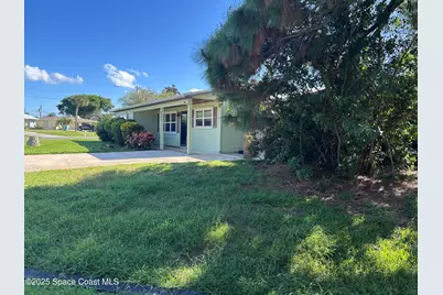 100 S S. Wimbrow Drive #15, Sebastian, FL 32958 - Photo 6