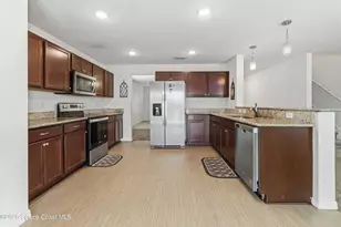 546 Cooper Ct SW, Palm Bay, FL 32908 - Photo 2