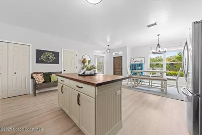 3138 Pomello Avenue SW, Palm Bay, FL 32908 - Photo 8