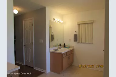 534 White Plains Avenue SW, Palm Bay, FL 32908 - Photo 14