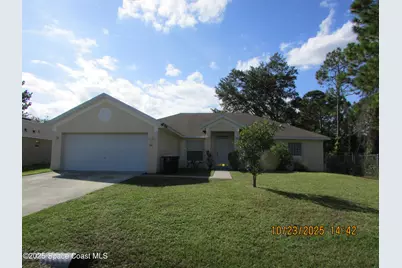 534 White Plains Avenue SW, Palm Bay, FL 32908 - Photo 1