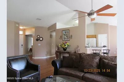 534 White Plains Avenue SW, Palm Bay, FL 32908 - Photo 10