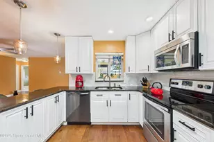 400 Oak Ridge Dr, Indialantic, FL 32903 - Photo 18