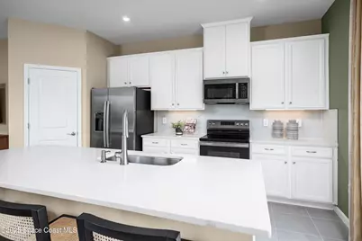 1808 Kendall Pointe Place, Melbourne, FL 32935 - Photo 6