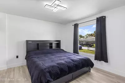 443 Santo Domingo Avenue SW, Palm Bay, FL 32908 - Photo 10