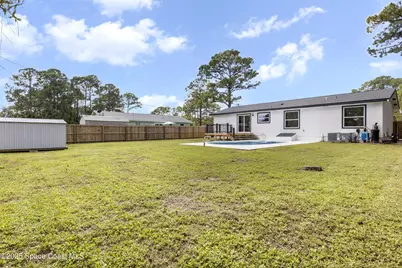 443 Santo Domingo Avenue SW, Palm Bay, FL 32908 - Photo 6