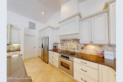 3886 Peacock Drive, Melbourne, FL 32904 - Photo 8