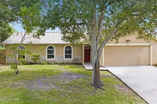 273 Jacaranda Ave NW, Palm Bay, FL 32907 - Photo 1