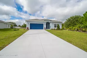 528 Degroodt Rd SW, Palm Bay, FL 32908 - Photo 2