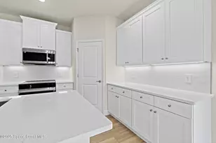 542 Degroodt Rd SW, Palm Bay, FL 32908 - Photo 20