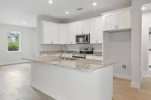 811 St Andre Blvd SW, Palm Bay, FL 32908 - Photo 10