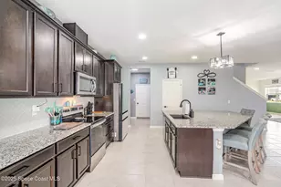 506 Glaspell Cir SE, Palm Bay, FL 32909 - Photo 8