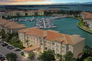 17 Harbour Isle Dr W, Hutchinson Island, FL 34949 - Photo 2