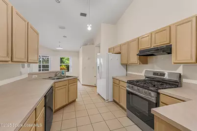 1047 Tortoise Cove, Melbourne, FL 32935 - Photo 18