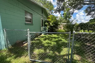 1057 S Deleon Ave S, Titusville, FL 32780 - Photo 10