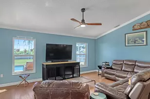 2710 S Courtenay Pkwy, Merritt Island, FL 32952 - Photo 14