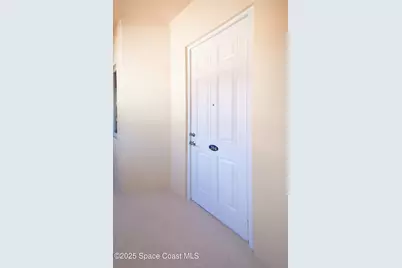 22 Harbour Isle Drive W #204, Fort Pierce, FL 34949 - Photo 2