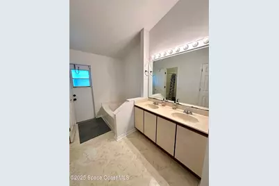 4355 S Lakes Circle, Melbourne, FL 32901 - Photo 6